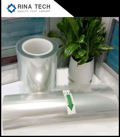 Quelle est la structure narrative des films de Prism Films ?