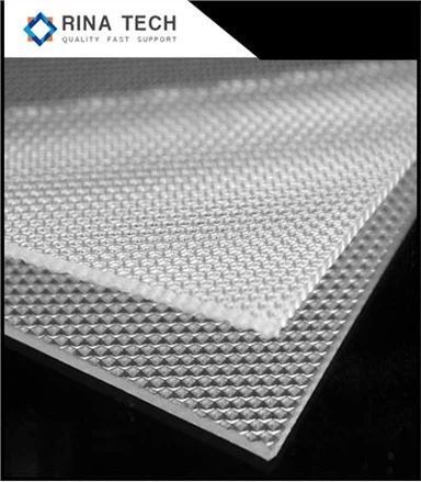 Feuille de diffuseur prismatique